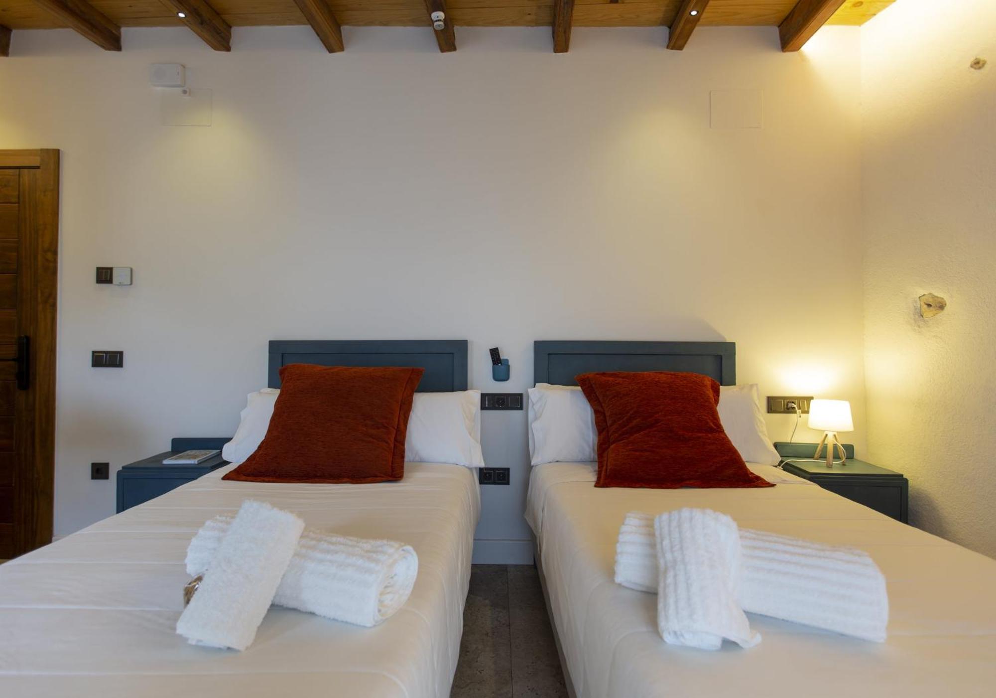 סגורה דה לה סיירה Hotel Poeta Jorge Manrique חדר תמונה